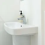 Stylish & Spacious - Prime Briggate Location -walk Everywhere Appartamento