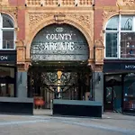 Stylish & Spacious - Prime Briggate Location -walk Everywhere