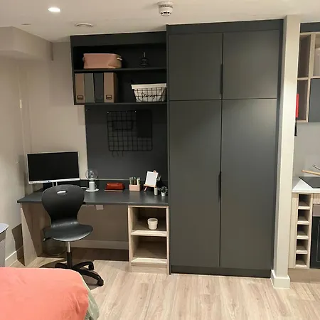 Stylish & Spacious - Prime Briggate Location -walk Everywhere *