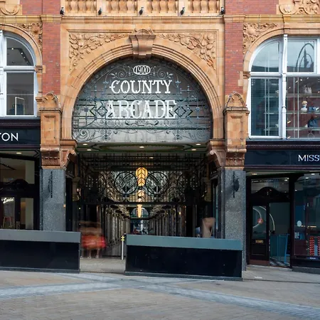 Stylish & Spacious - Prime Briggate Location -walk Everywhere