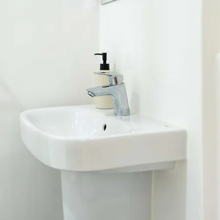 Stylish & Spacious - Prime Briggate Location -walk Everywhere Apartamento