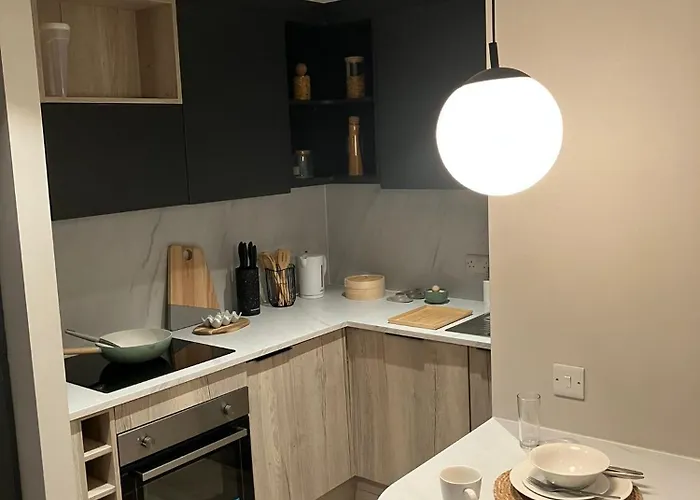 Stylish & Spacious - Prime Briggate Location -walk Everywhere * Лідс